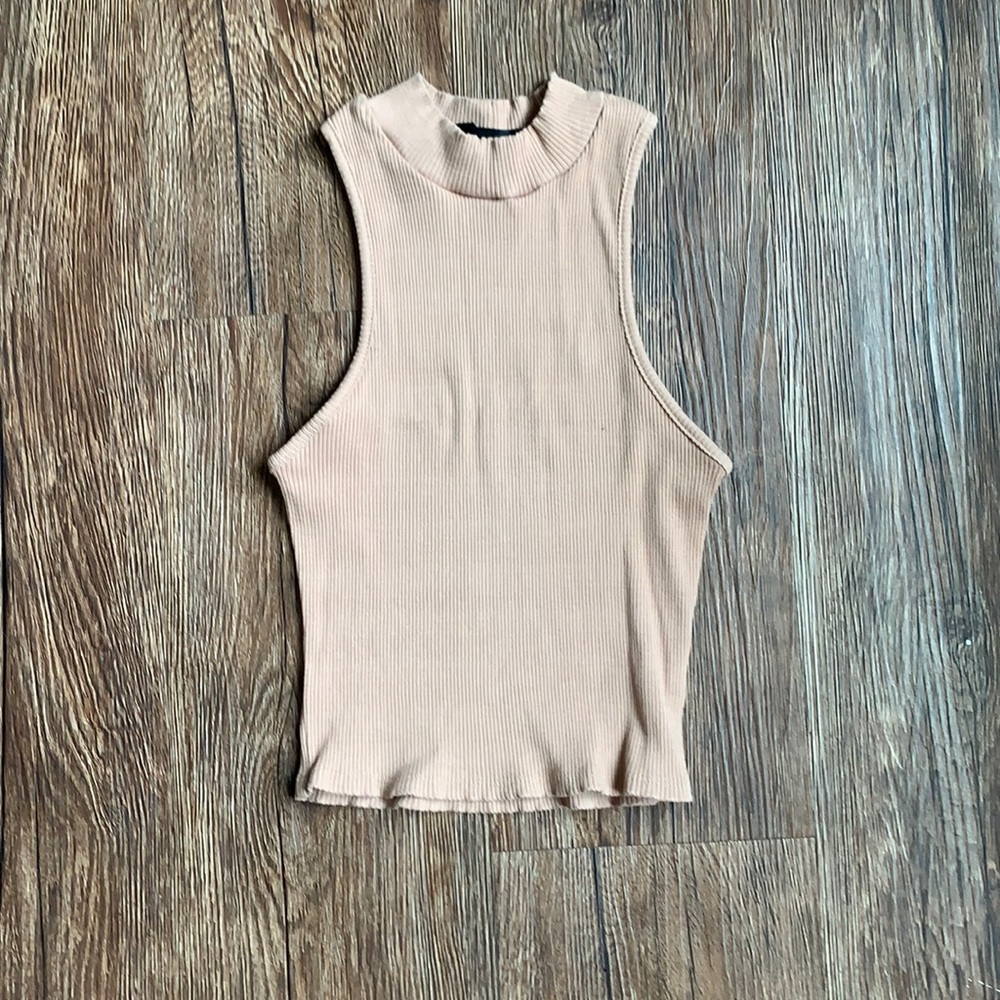 Turtle neck crop